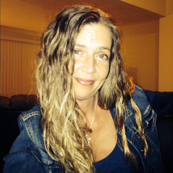 Meet the Posher Other - Meet your Posher, Nicole